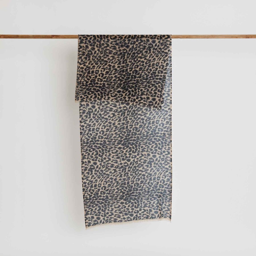 friendly hunting Schals & Tucher | Cashmere Scarf Cheetah