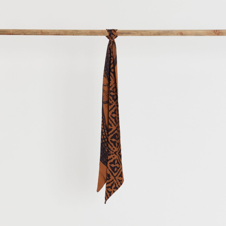 friendly hunting Schals & Tucher | Silk Scarf Complice