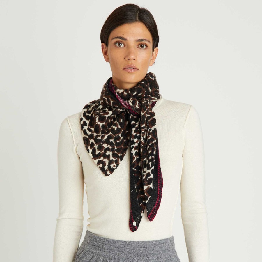 friendly hunting Schals & Tucher | Triangle Knit Scarf Cheetah