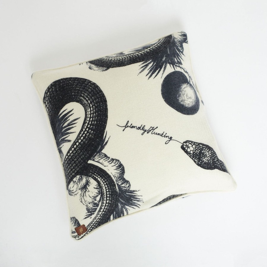 friendly hunting Decken & Kissen | Pillow Garden Eden / Eyes Of Marrakesh 40X40